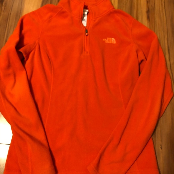 The North Face Tops - North Face long sleeve fleece